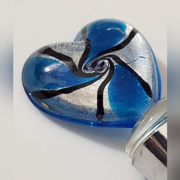 Wine bottle topper heart hand blown glass murano style blue foil Valentine’s Day - Picture 4 of 6